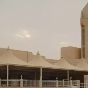 مظلات مظلات