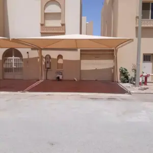 مظلات مظلات