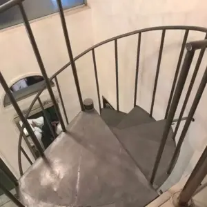 مخارج الطوارئ مخارج الطوارئ